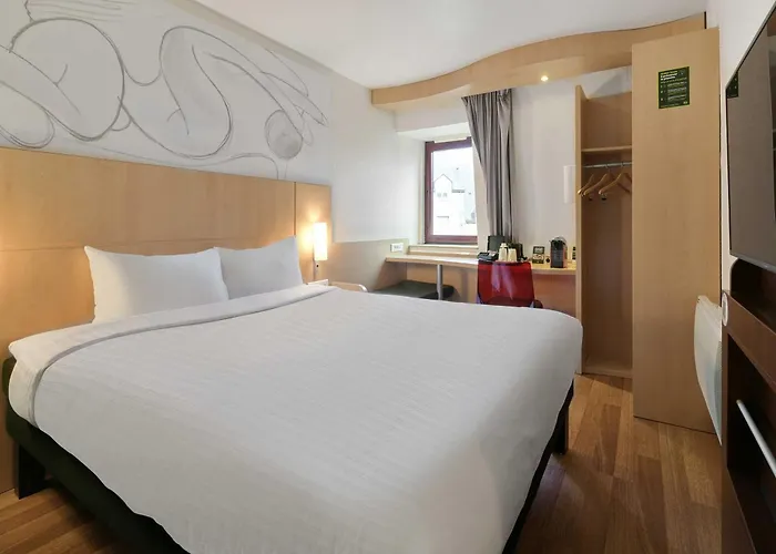 B&B Hotel Le Mans Centre Cathedrale
